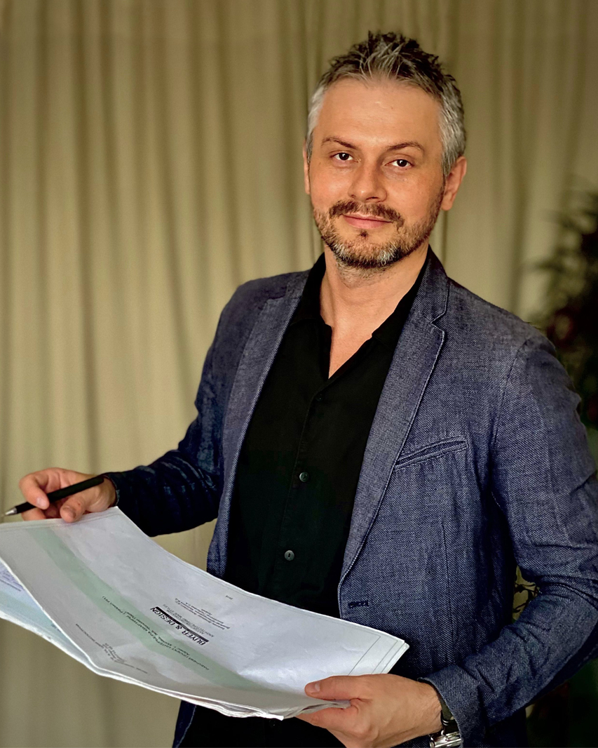 Дмитрий Эсмантович